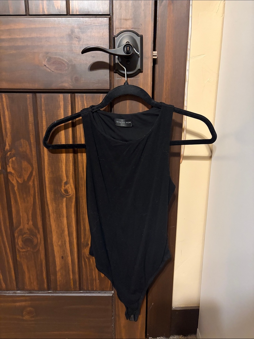 White Fox Boutique Black Sleeveless Scoop Neck Bodysuit